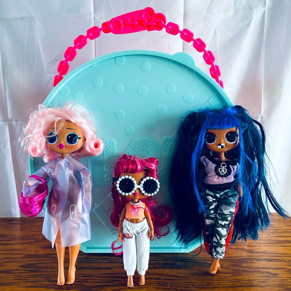 L.O.L. Surprise! Big Surprise With 3 L.O.L Dolls And Case